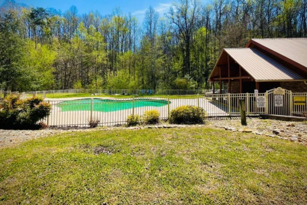 A Moment Inn Time Pigeon Forge Exterior foto